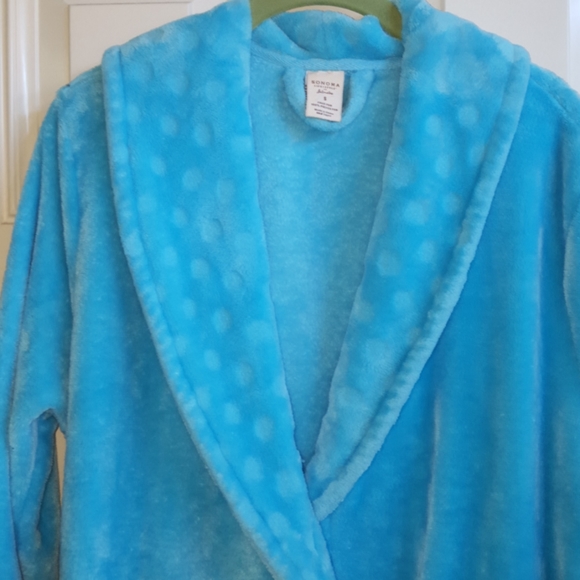 Bathrobe - Picture 8 of 12